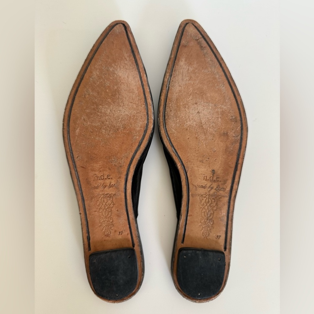 N.D.C. Made By Hand | Vintage Black Leather Pointed Slipper Mules | 37 (6-6.5) - Picture 9 of 9